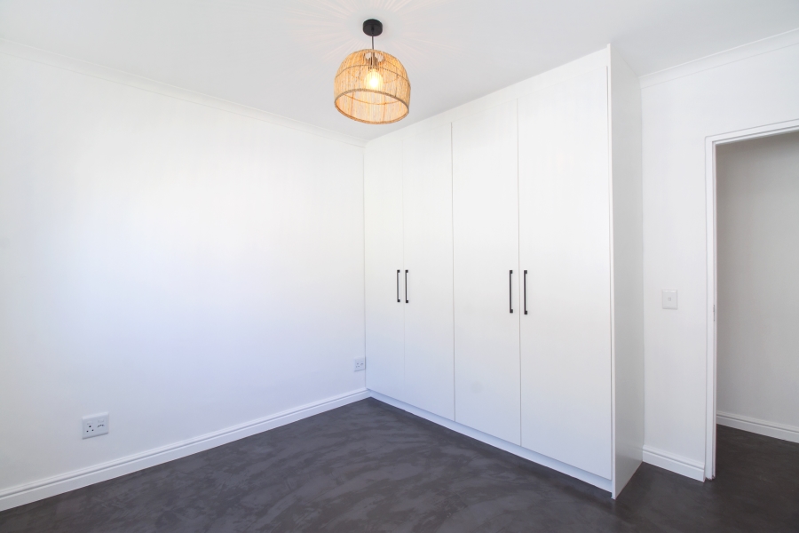 3 Bedroom Property for Sale in Milkwood Park Western Cape